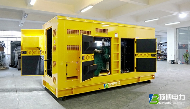 顶博系列康明斯柴油发电机组:满足您需求的可靠电力解决方案