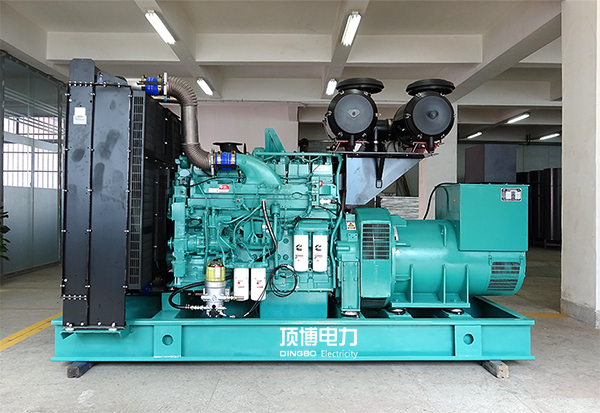 应对突发电力中断,顶博智能柴油发电机组为何成为备用电源的不二之选